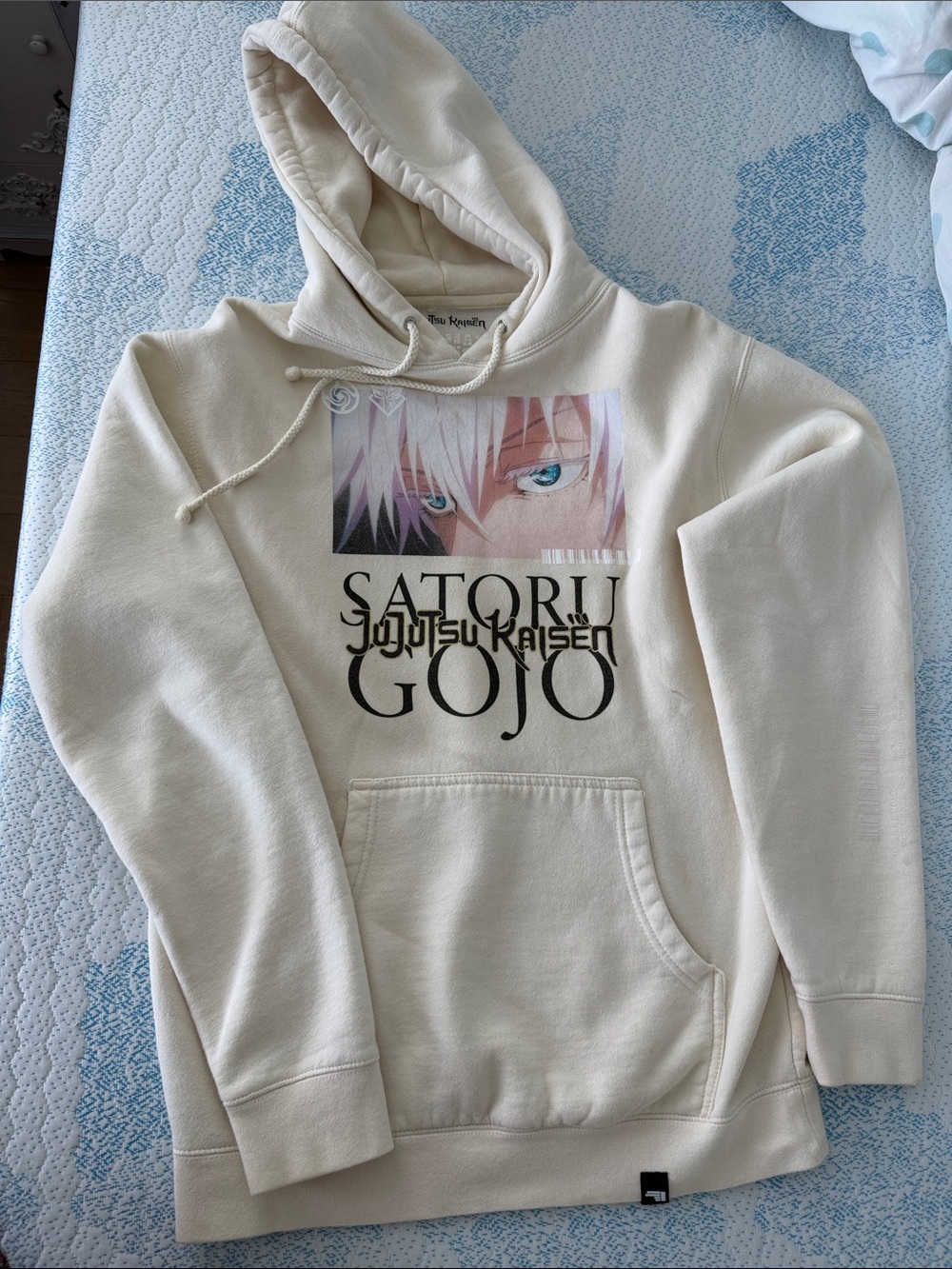 DIM MAK Collaboration - Satoru Gojo Graphic Hoodie - Cream